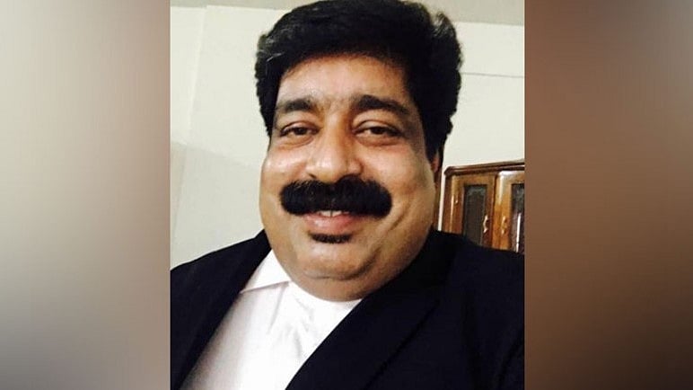 നടിയെ സ്വാധീനിക്കാന്‍ ശ്രമം: ലോയേഴ്‌സ് കോണ്‍ഗ്രസ് മുന്‍ നേതാവ് അഡ്വ. വി എസ് ചന്ദ്രശേഖരനെതിരെ വീണ്ടും കേസ്